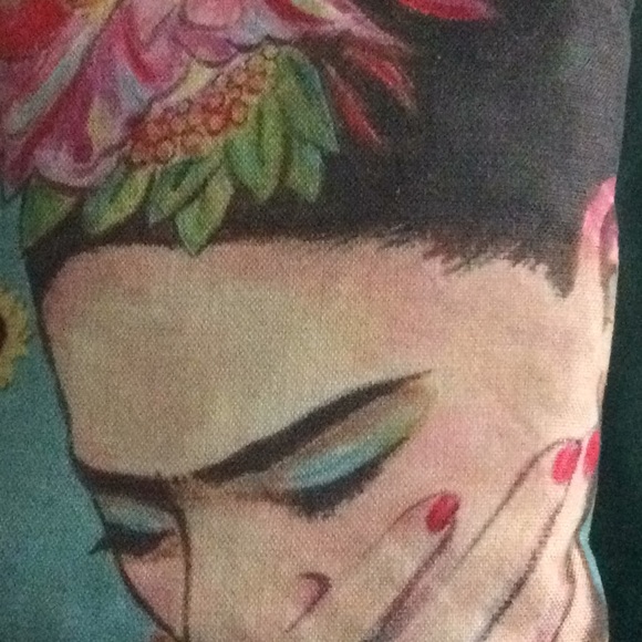 Meet your Posher, Ysabel - Picture 1 of 1